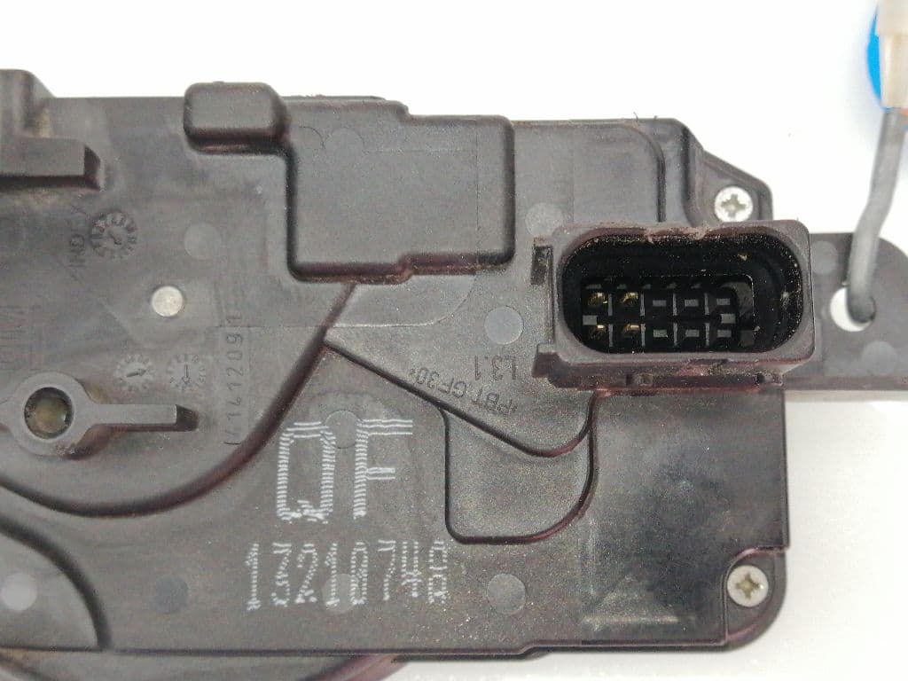 Cerradura puerta delantera izquierda OPEL ASTRA H BERLINA 4