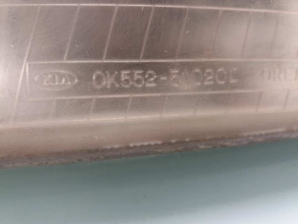 Faro izquierdo KIA CARNIVAL 3