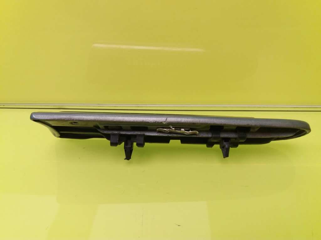 Plastico MERCEDES-BENZ CLASE E (W211) BERLINA 4