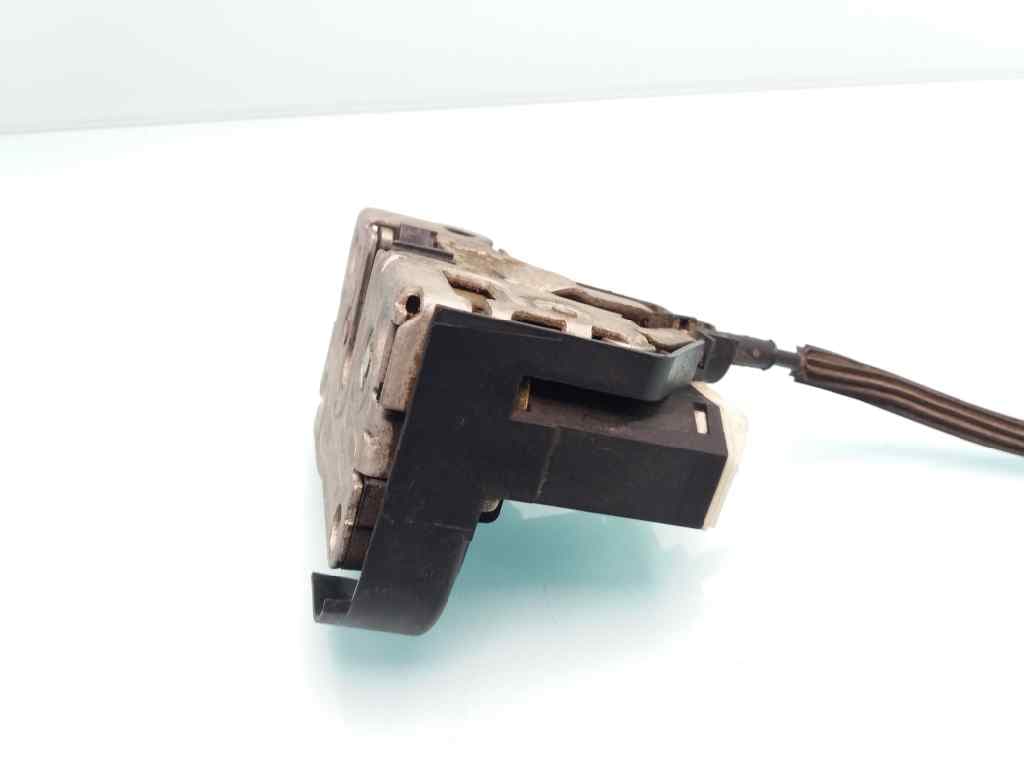 Cerradura puerta delantera derecha RENAULT CLIO II FASE II (B/CB0) 3