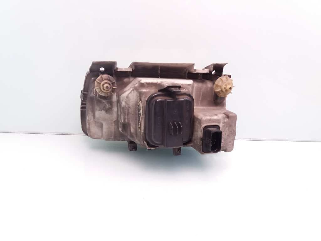 Faro derecho VOLKSWAGEN POLO BERLINA (6N2) 4
