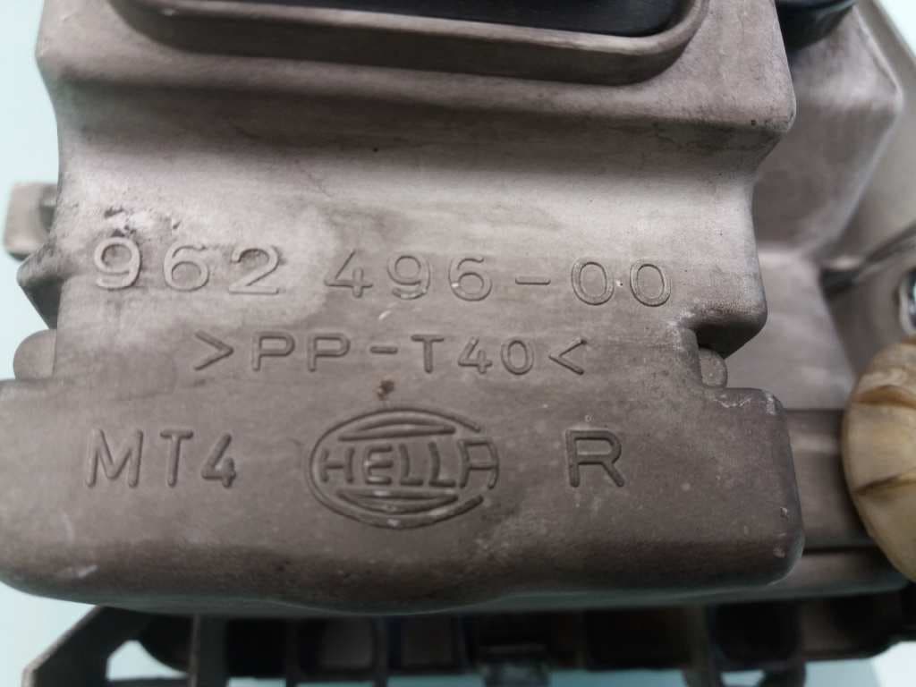 Faro derecho VOLKSWAGEN POLO BERLINA (6N2) 2