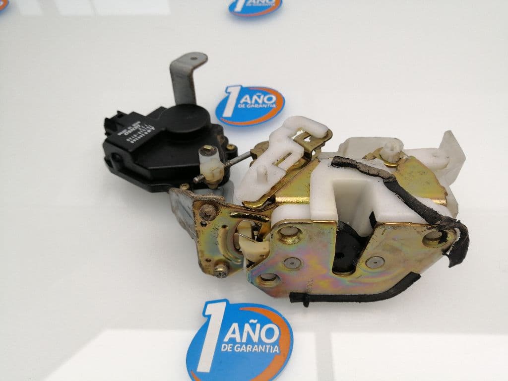 Cerradura puerta trasera derecha MITSUBISHI MONTERO PININ (H60/H70)