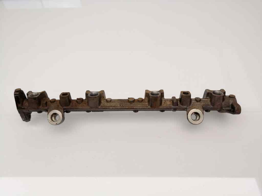 Rampa inyectora MITSUBISHI MONTERO PININ (H60/H70) 2