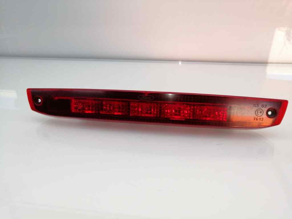 Luz central de freno FORD FOCUS BERLINA (CAP)