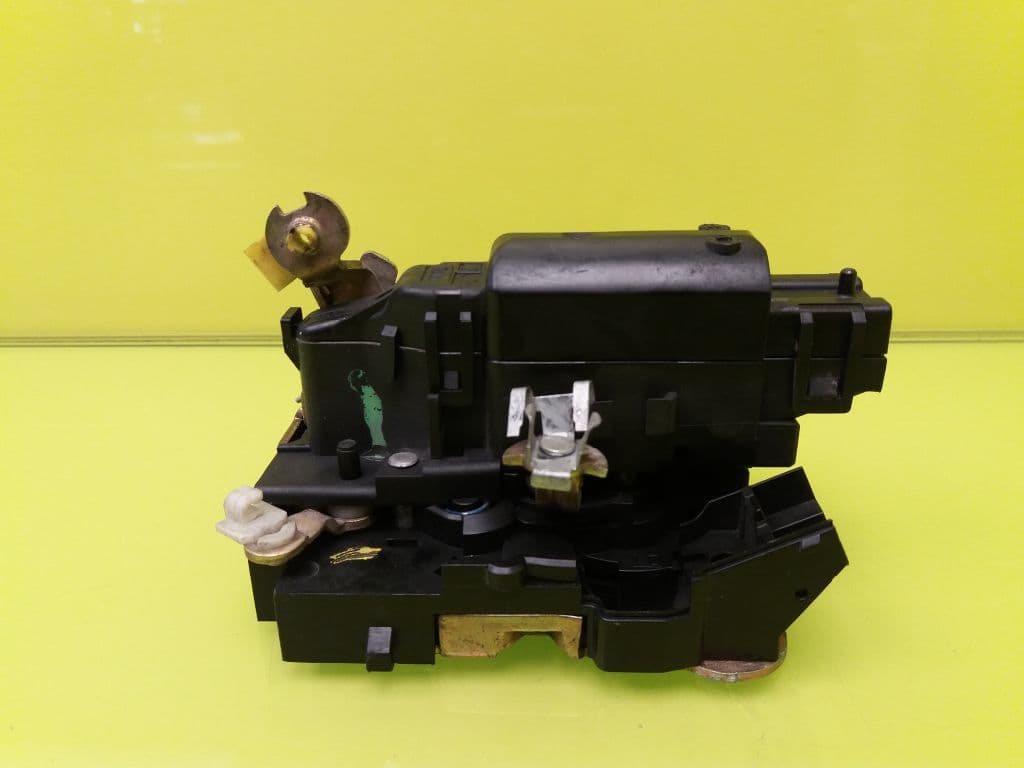 Cerradura puerta delantera derecha RENAULT KANGOO (F/KC0) 4