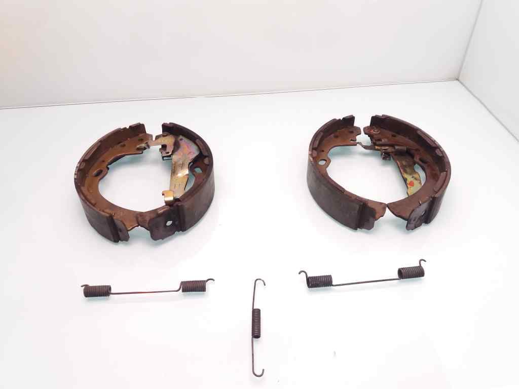 Zapatas de freno traseras NISSAN NAVARA PICK-UP (D40M)