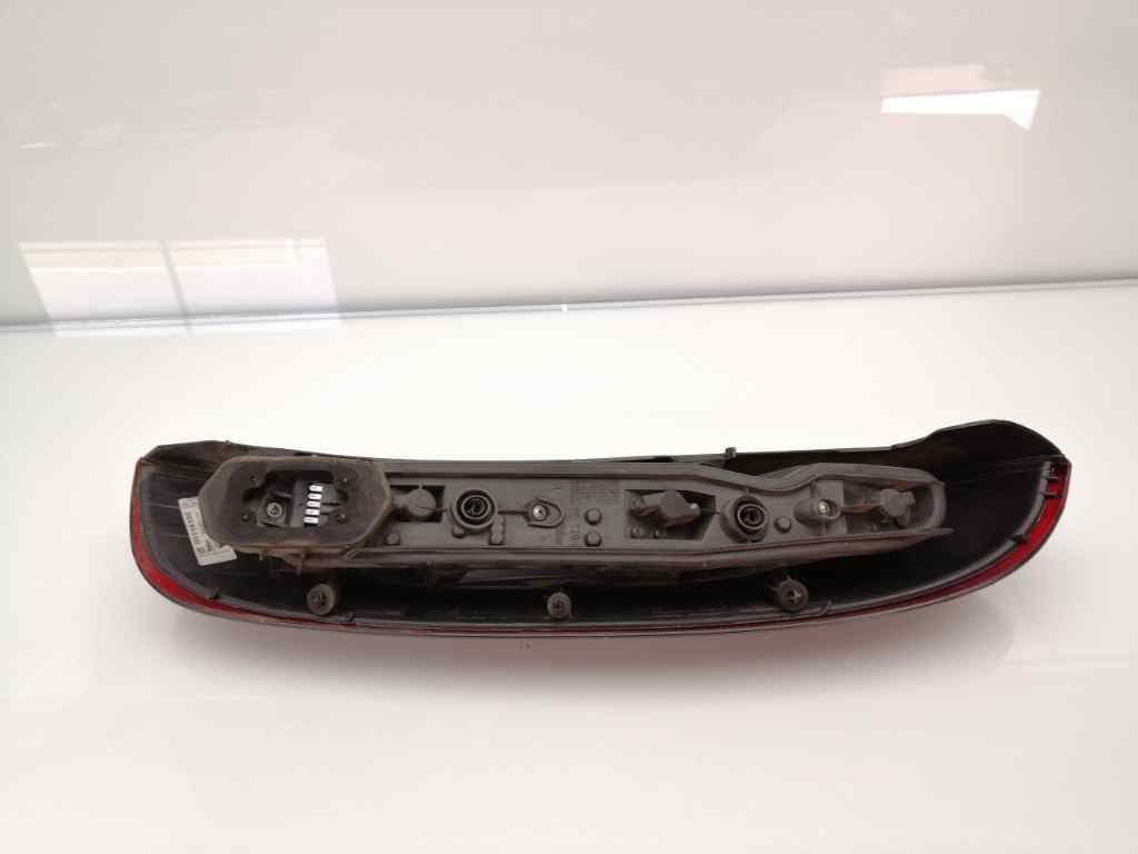 Piloto trasero izquierdo OPEL CORSA C 2