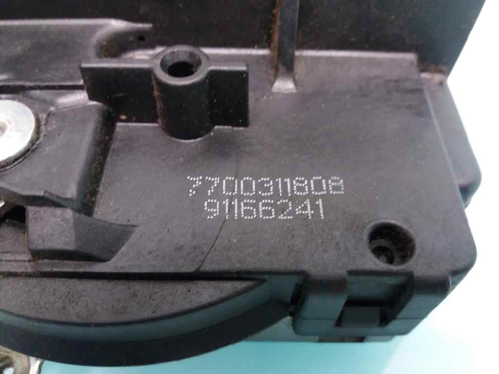 Cerradura puerta delantera derecha RENAULT TRAFIC COMBI 3
