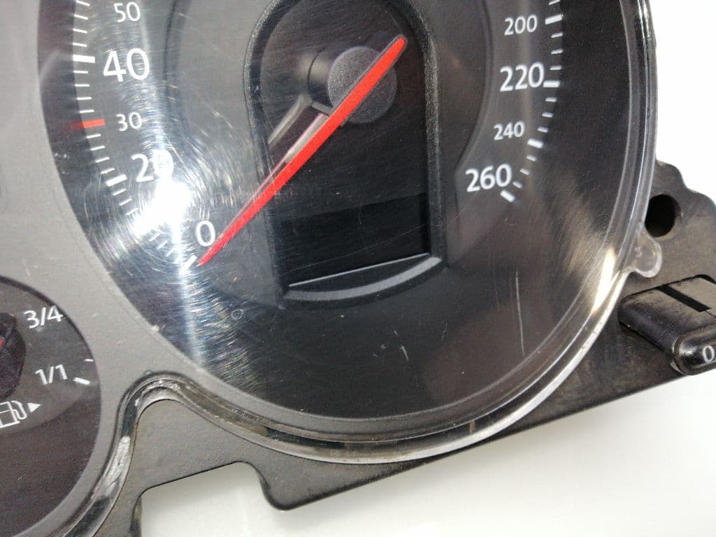 Cuadro instrumentos VOLKSWAGEN PASSAT LIM 4