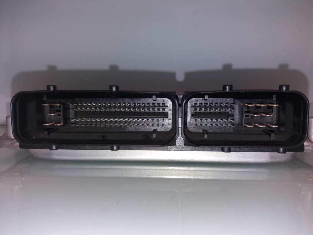 Centralita motor uce VOLKSWAGEN PASSAT BERLINA (3A2) 2