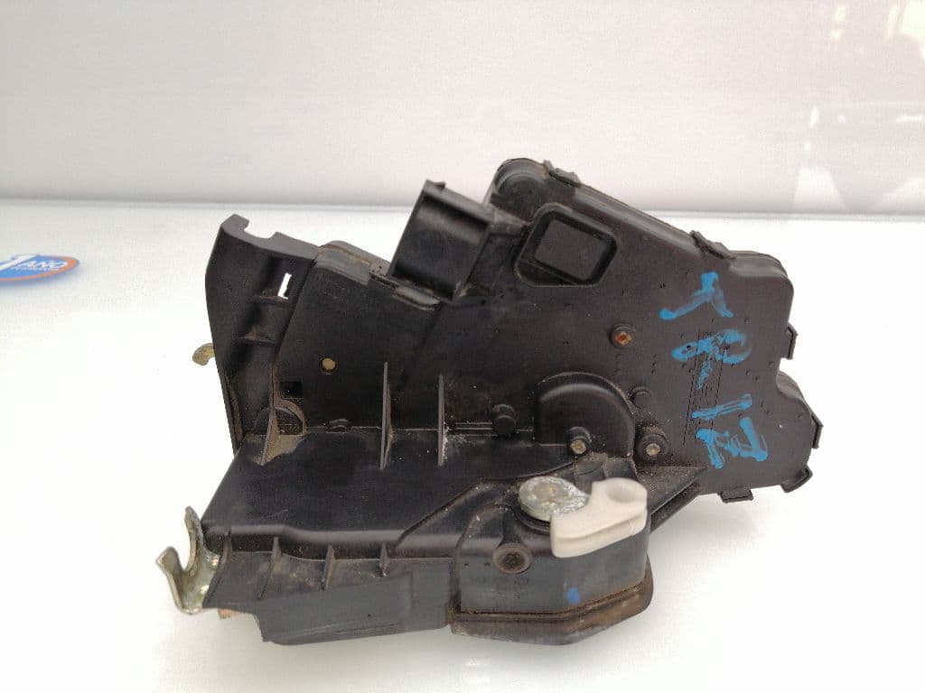 Cerradura puerta trasera izquierda BMW SERIE 3 BERLINA (E46) 2