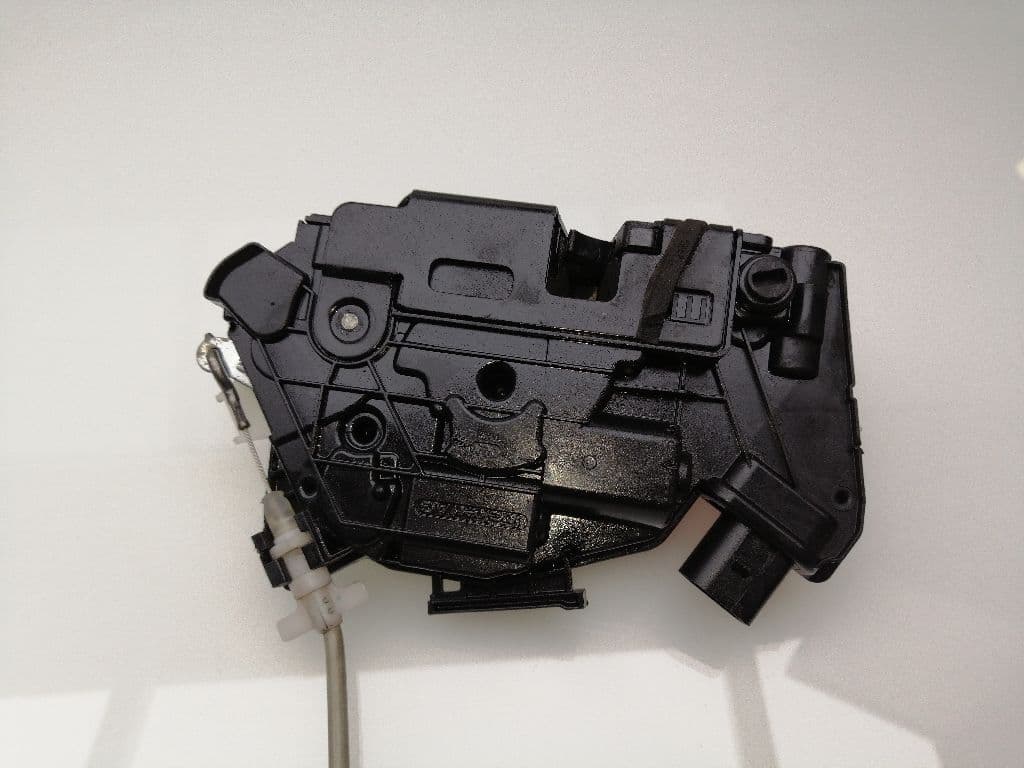 Cerradura puerta trasera izquierda SEAT IBIZA SC (6J1) 4