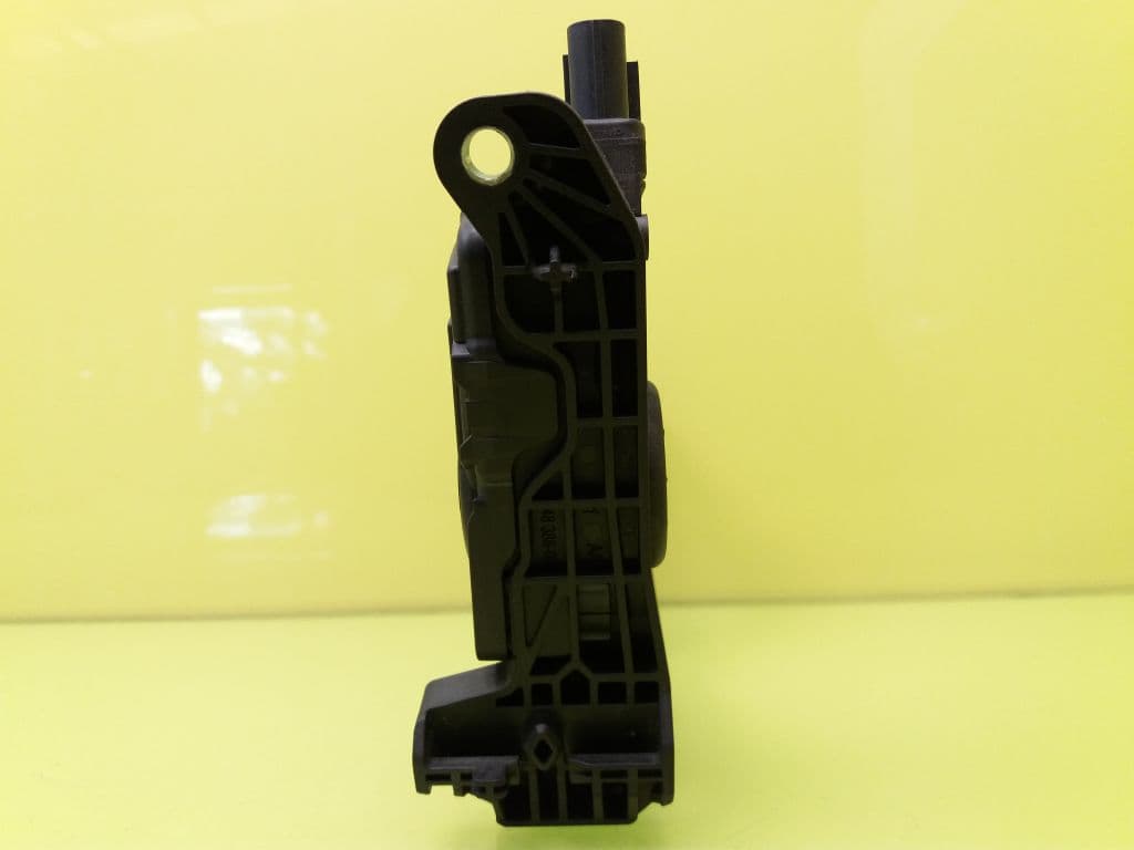 Pedal acelerador AUDI A4 BERLINA (8E) 3