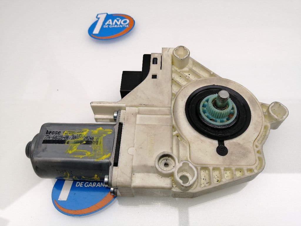 Motor elevalunas delantero izquierdo AUDI A4 BERLINA (8E) 4