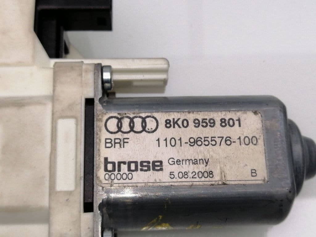 Motor elevalunas delantero izquierdo AUDI A4 BERLINA (8E) 3