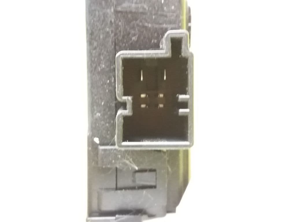 Motor elevalunas trasero derecho AUDI A4 BERLINA (8E) 3