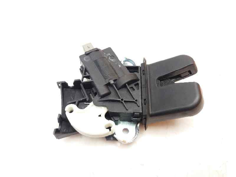 Cerradura maletero / porton AUDI A4 BERLINA (8E) 2