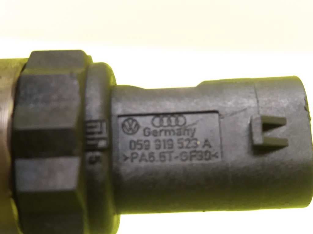 Tubo AUDI A4 BERLINA (8E) 2
