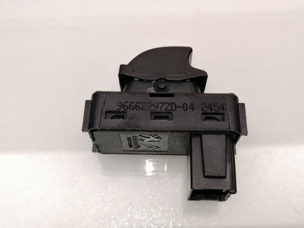 Mando elevalunas trasero derecho PEUGEOT 5008 2