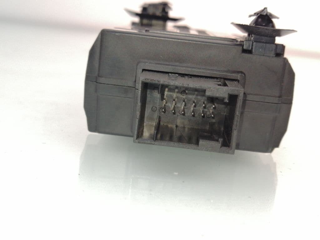 Modulo electronico PEUGEOT 5008 2