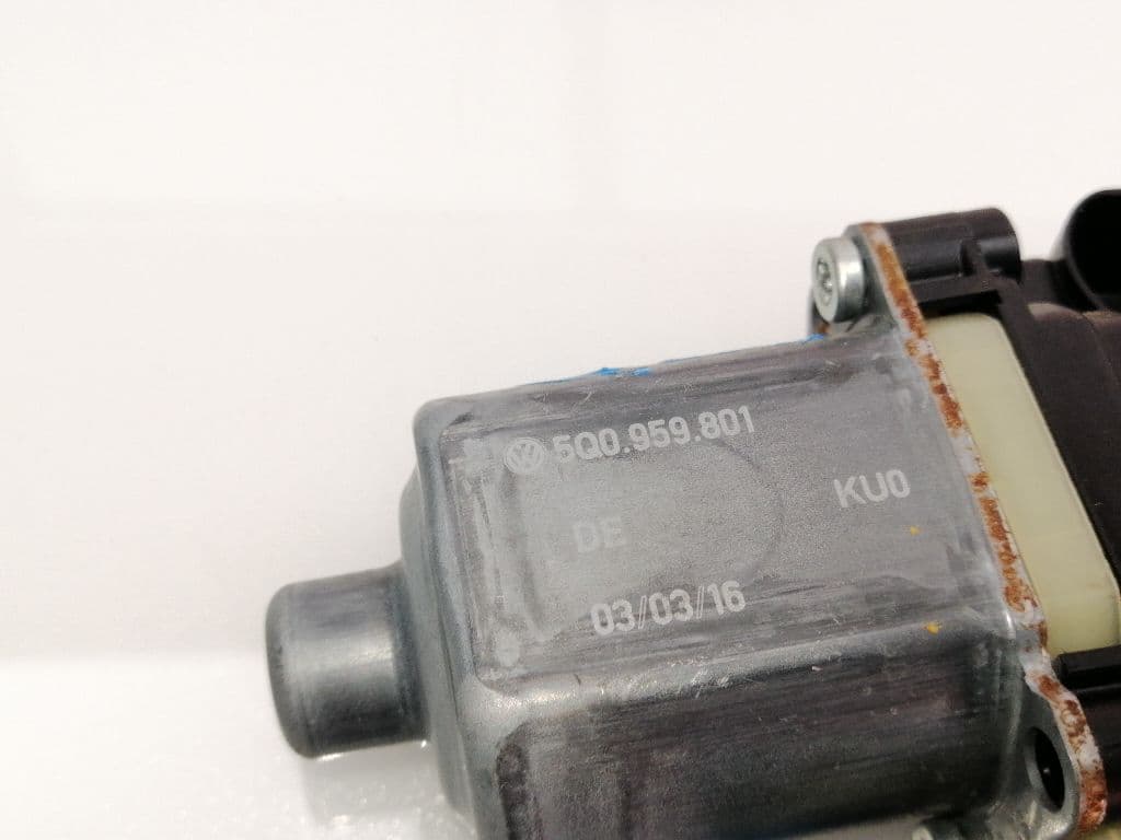 Motor elevalunas trasero izquierdo AUDI A3 SPORTBACK (8P) 5
