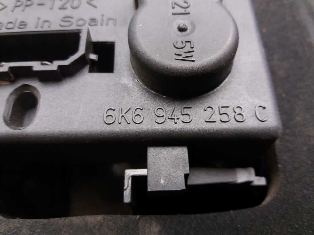 Piloto trasero derecho SEAT IBIZA (6K) 3