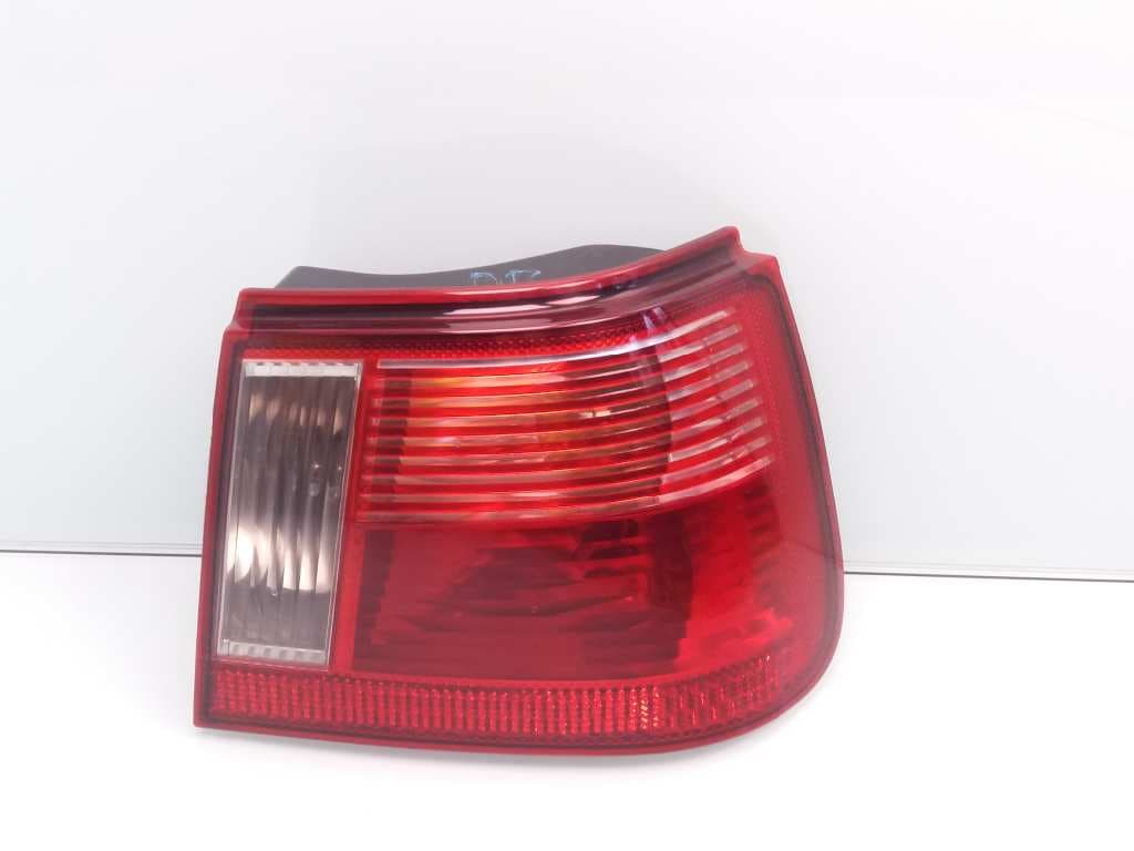Piloto trasero derecho SEAT IBIZA (6K)