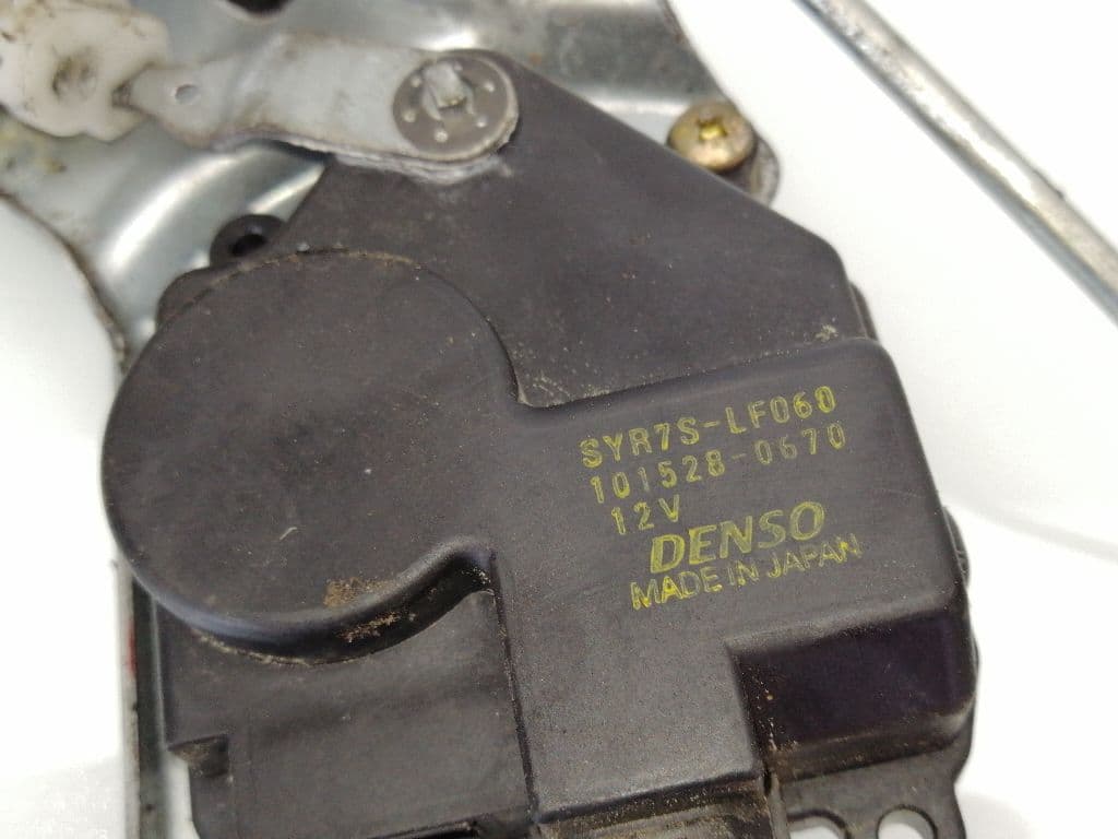 Cerradura puerta delantera derecha SUZUKI JIMNY SN (FJ) 5