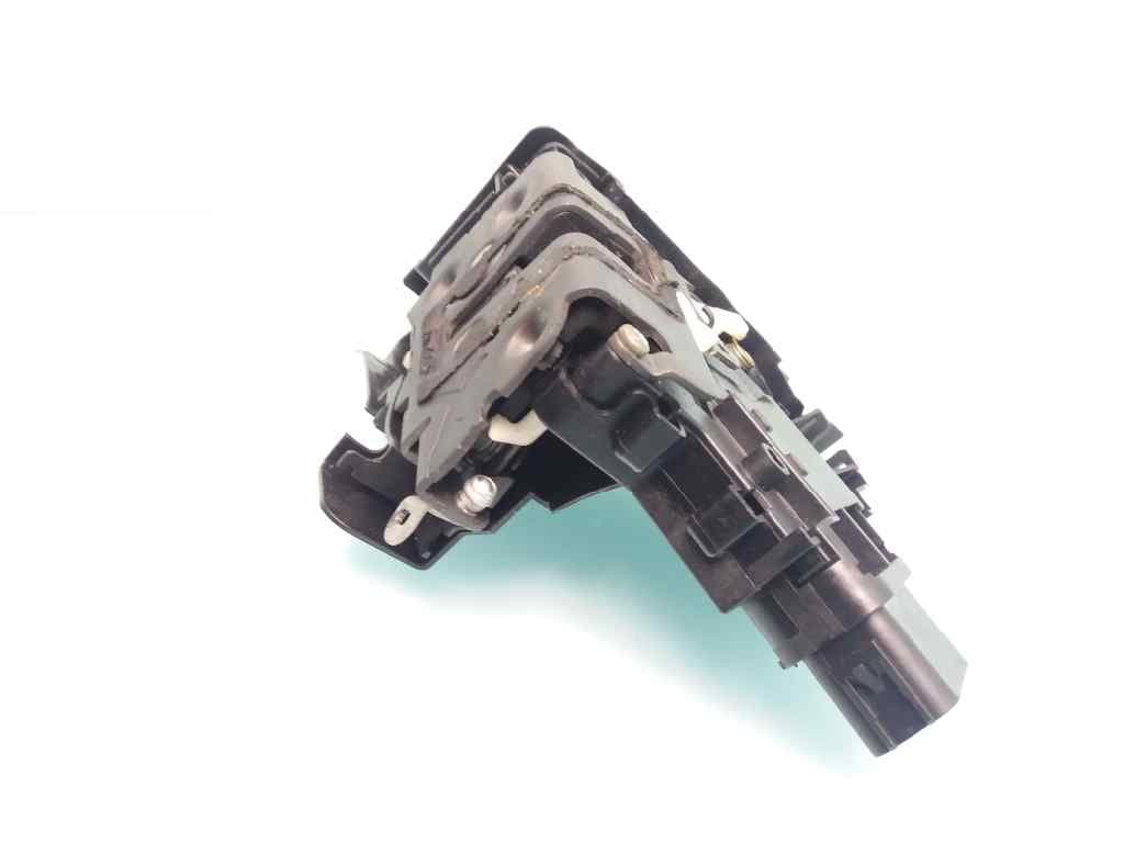 Cerradura puerta delantera izquierda FORD FOCUS BERLINA (CAP) 4