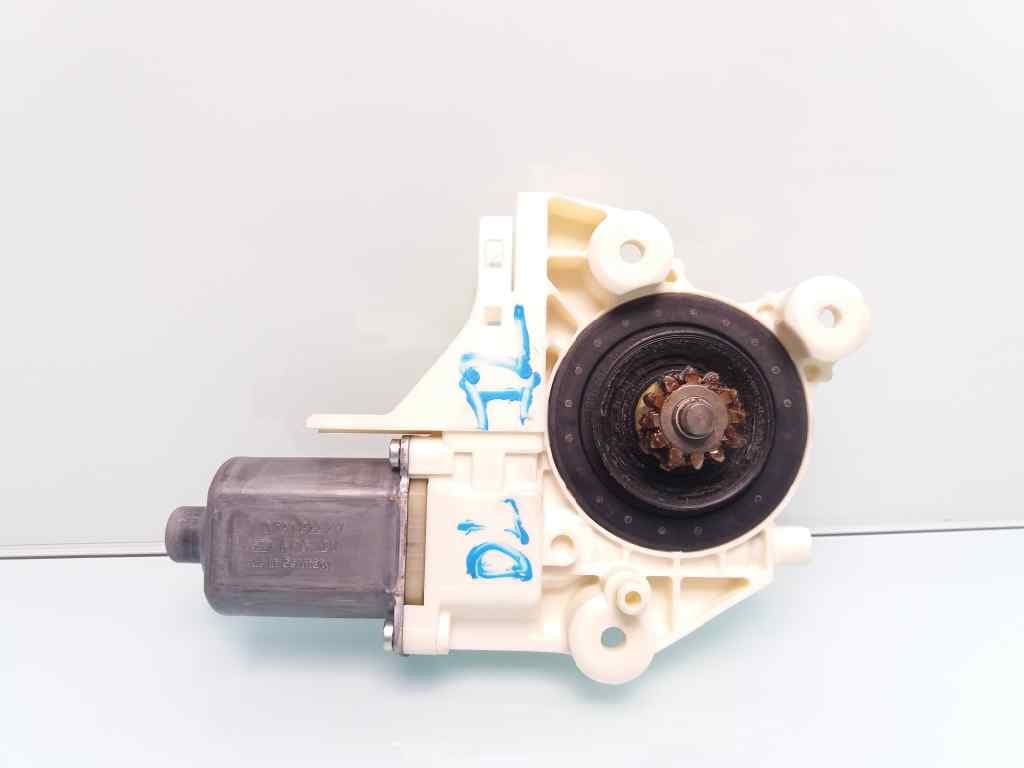 Motor elevalunas delantero izquierdo FORD FOCUS BERLINA (CAP)