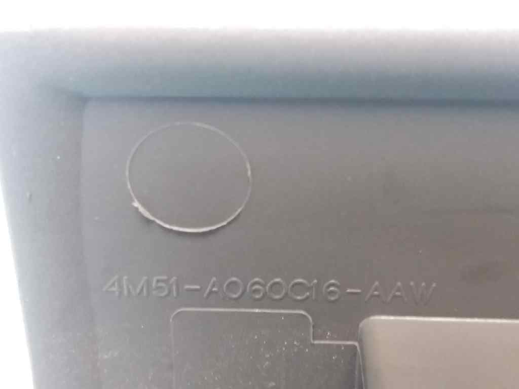 Guantera FORD FOCUS BERLINA (CAP) 5