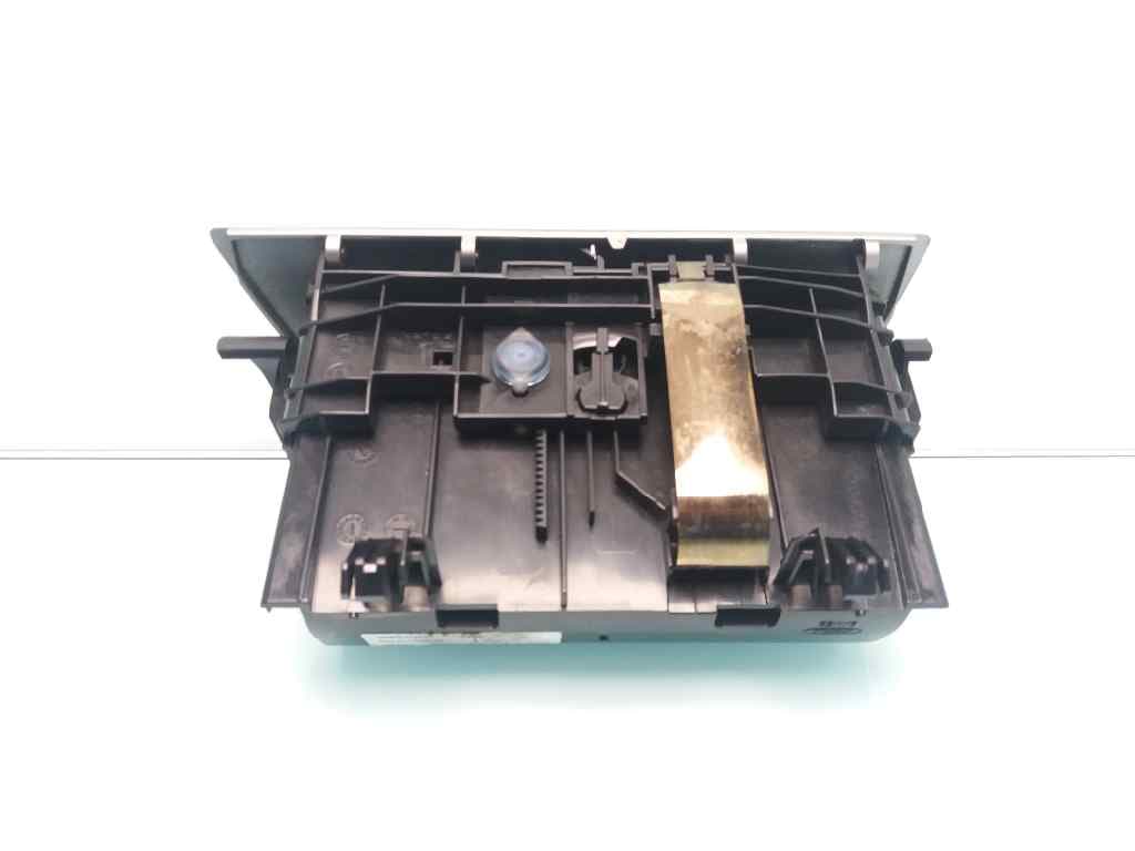Plastico FORD FOCUS BERLINA (CAP) 5