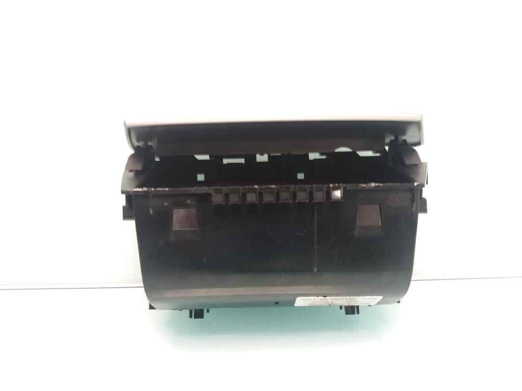 Plastico FORD FOCUS BERLINA (CAP) 2