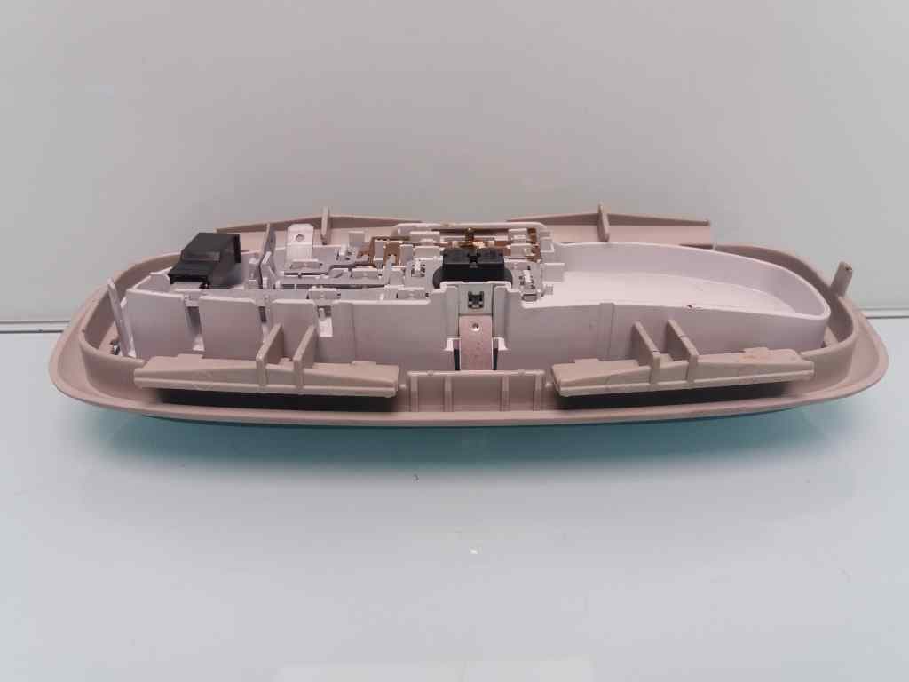 Luz interior FORD FOCUS BERLINA (CAP) 5