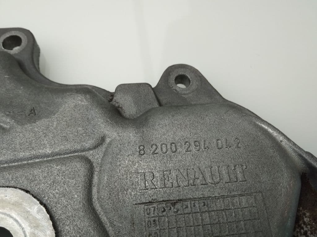 Tapa distribucion RENAULT CLIO III 3