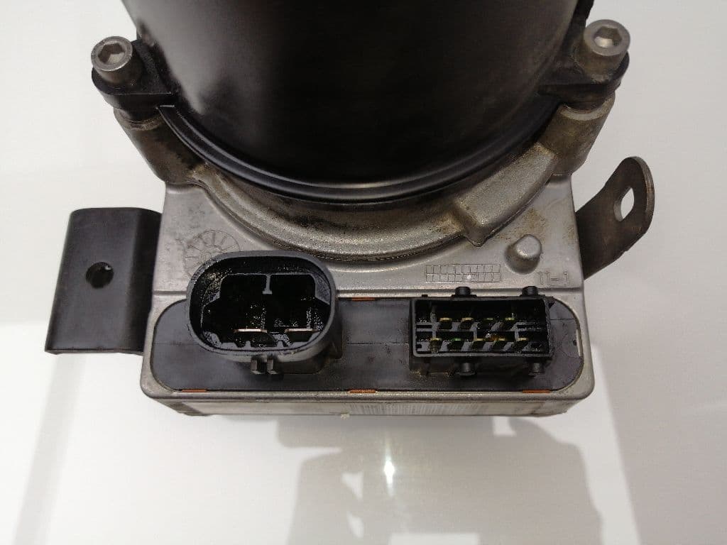 Bomba direccion CITROEN C4 BERLINA 4