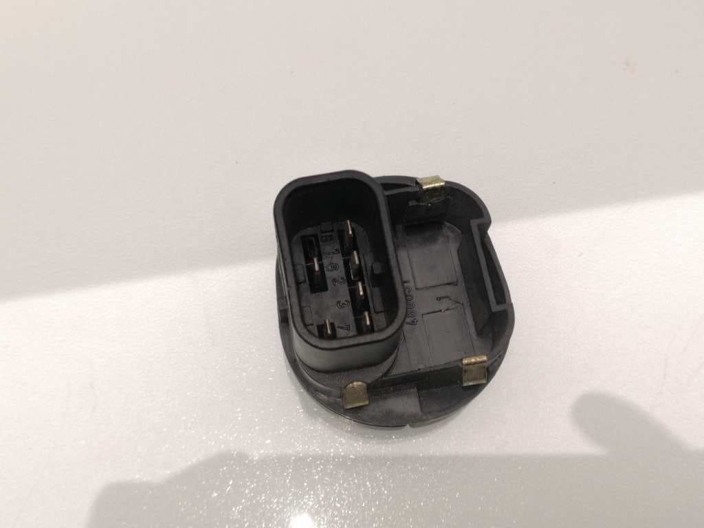 Mando elevalunas delantero derecho FORD PUMA (CCE) 3