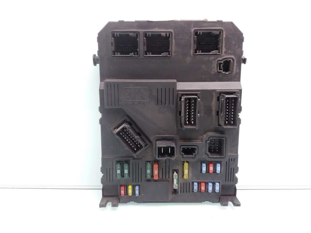 Caja reles / fusibles CITROEN C2