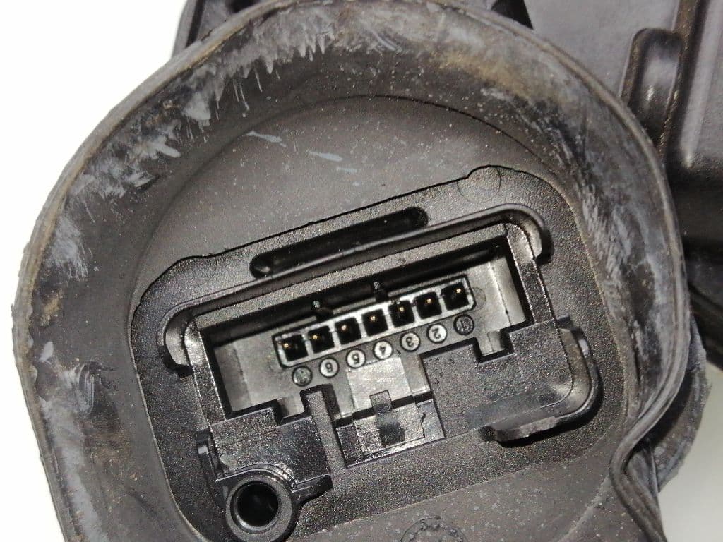 Cerradura puerta trasera derecha VOLKSWAGEN GOLF VI VARIANT (AJ5) 2