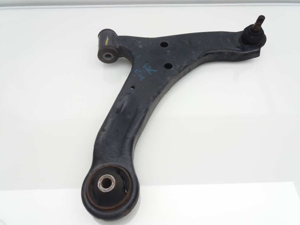 Brazo suspension inferior delantero derecho SUZUKI GRAND VITARA 3 PUERTAS SQ (GT) 3