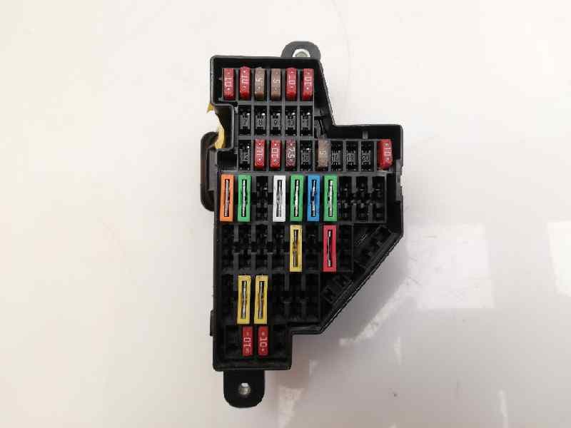 Caja reles / fusibles SEAT LEON (1P1)