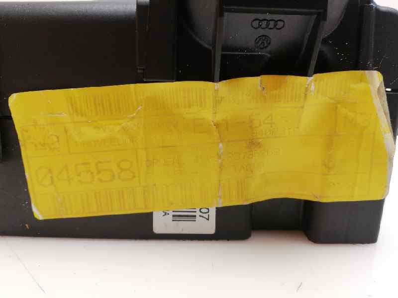 Caja reles / fusibles SEAT LEON (1P1) 4
