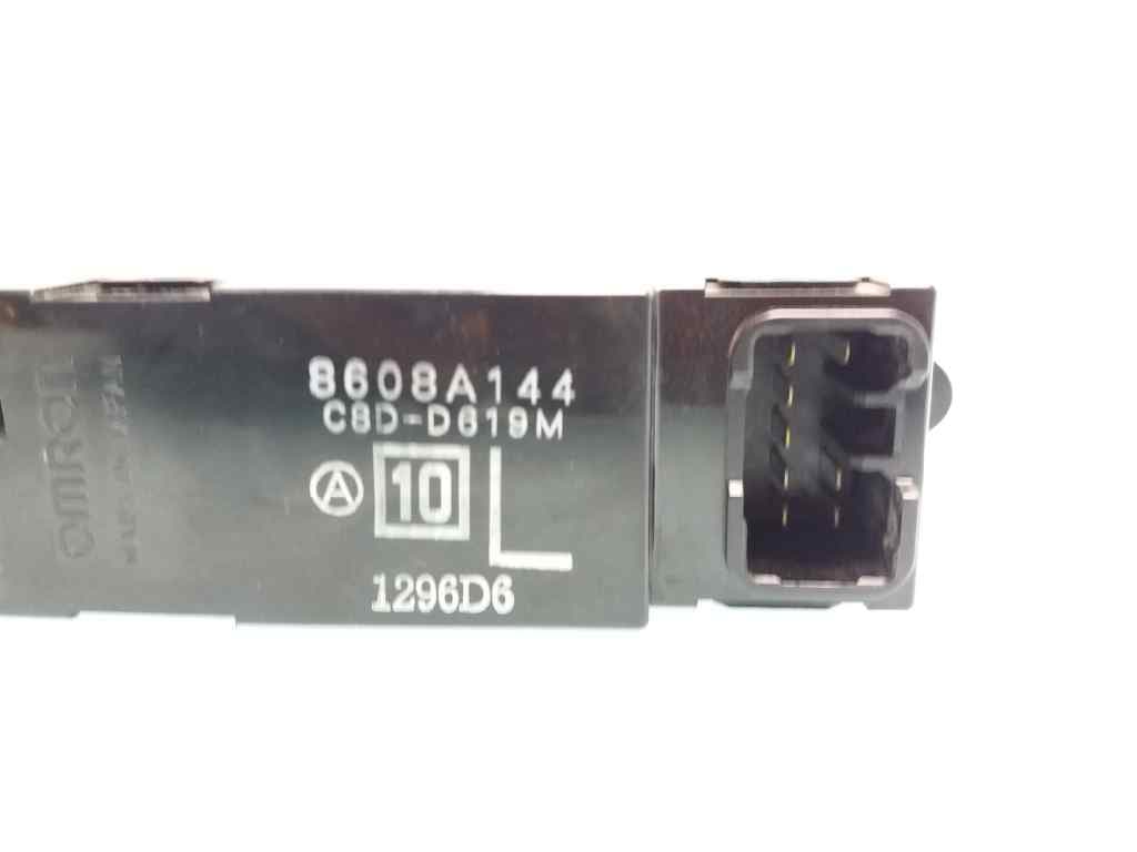 Mando elevalunas trasero izquierdo MITSUBISHI MONTERO (V60/V70) 3
