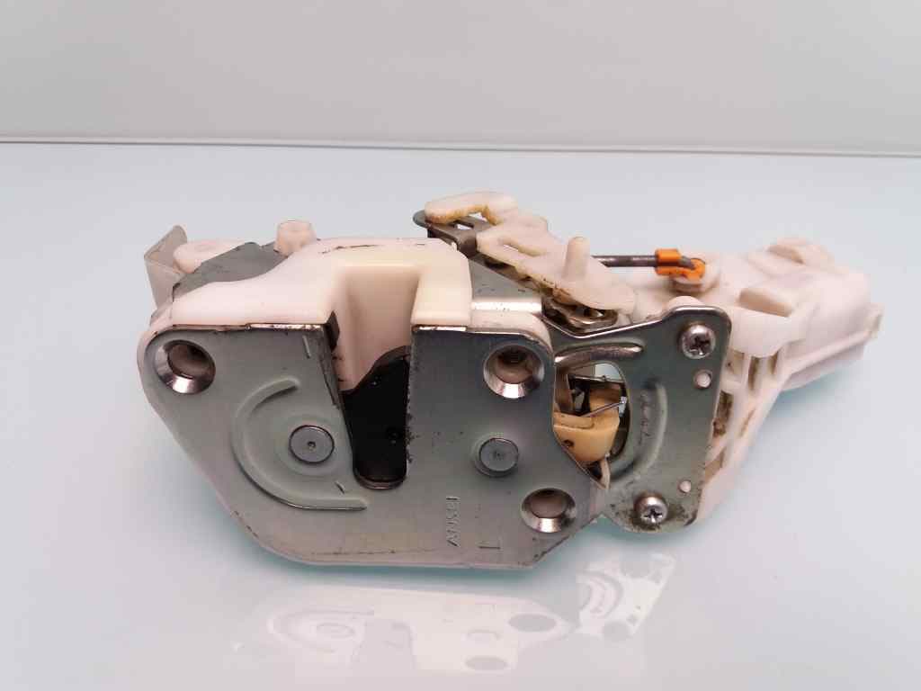 Cerradura puerta trasera izquierda MITSUBISHI MONTERO (V60/V70)