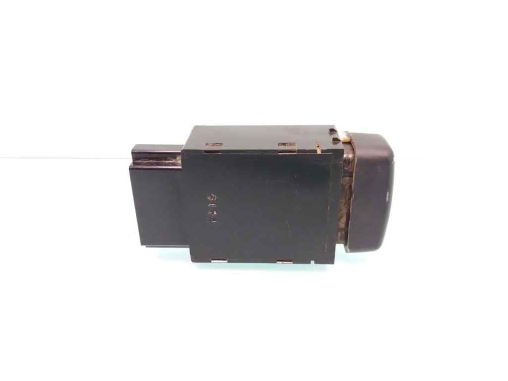 Interruptor MITSUBISHI MONTERO (V60/V70) 4