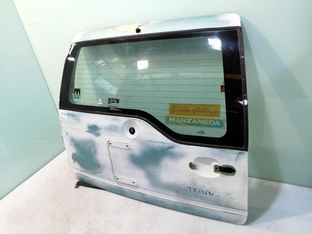Porton trasero NISSAN TERRANO/TERRANO.II (R20) 4