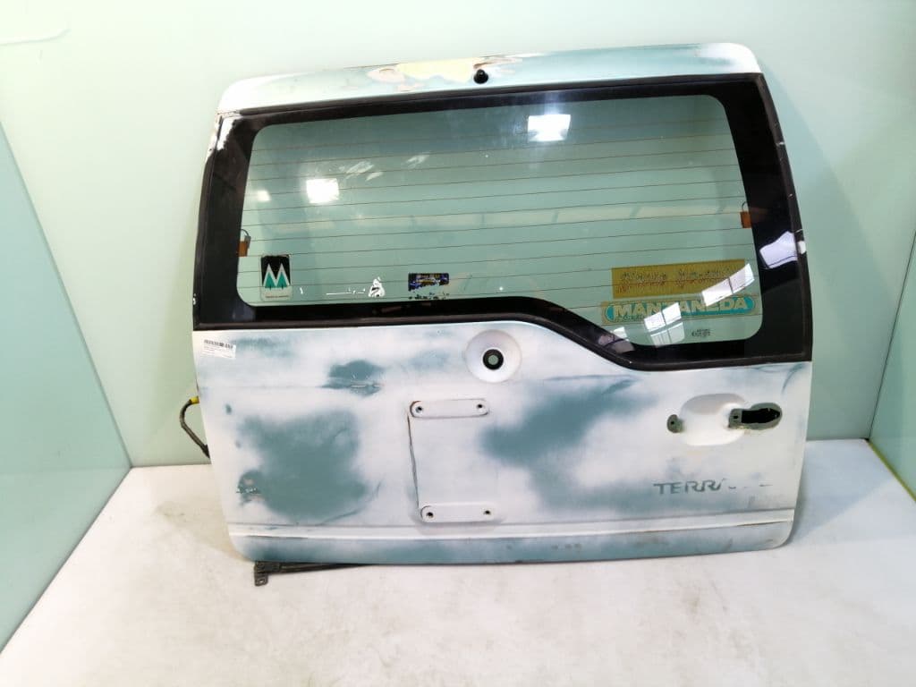 Porton trasero NISSAN TERRANO/TERRANO.II (R20)