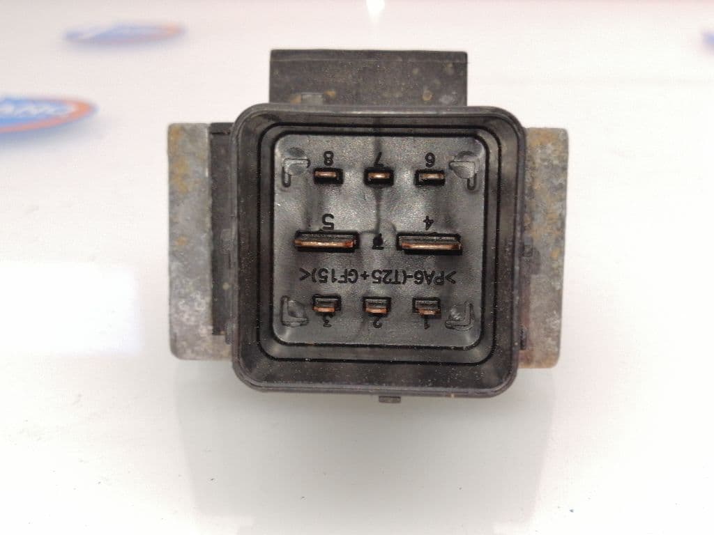 Caja precalentamiento RENAULT CLIO III 2
