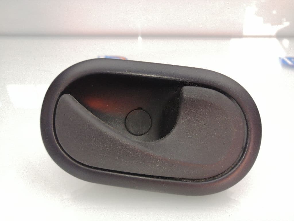 Maneta interior delantera derecha RENAULT CLIO III